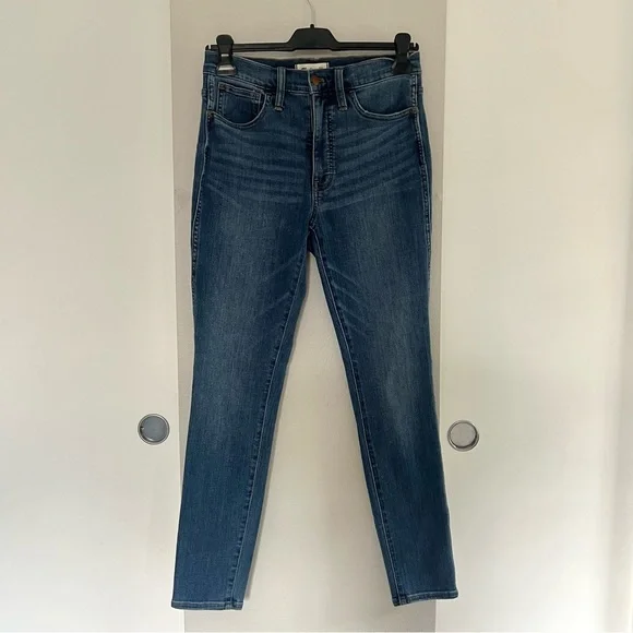 Madewell 10” High Rise Skinny Jeans - Medium Wash - Size 27 - Classic Minimal - Picture 3 of 11
